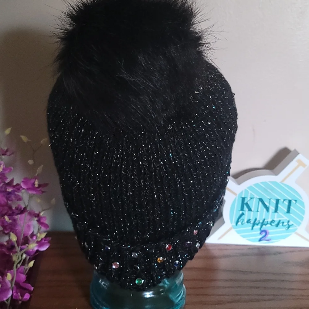 New handmade lurex yarn rhinestones pompom beanie - Picture 4 of 5